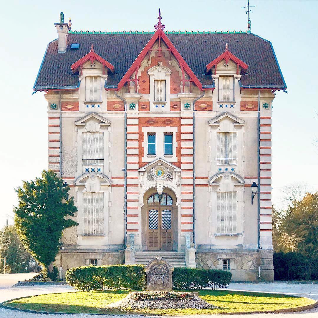 Accidentally Wes Anderson - Chateau Giraud