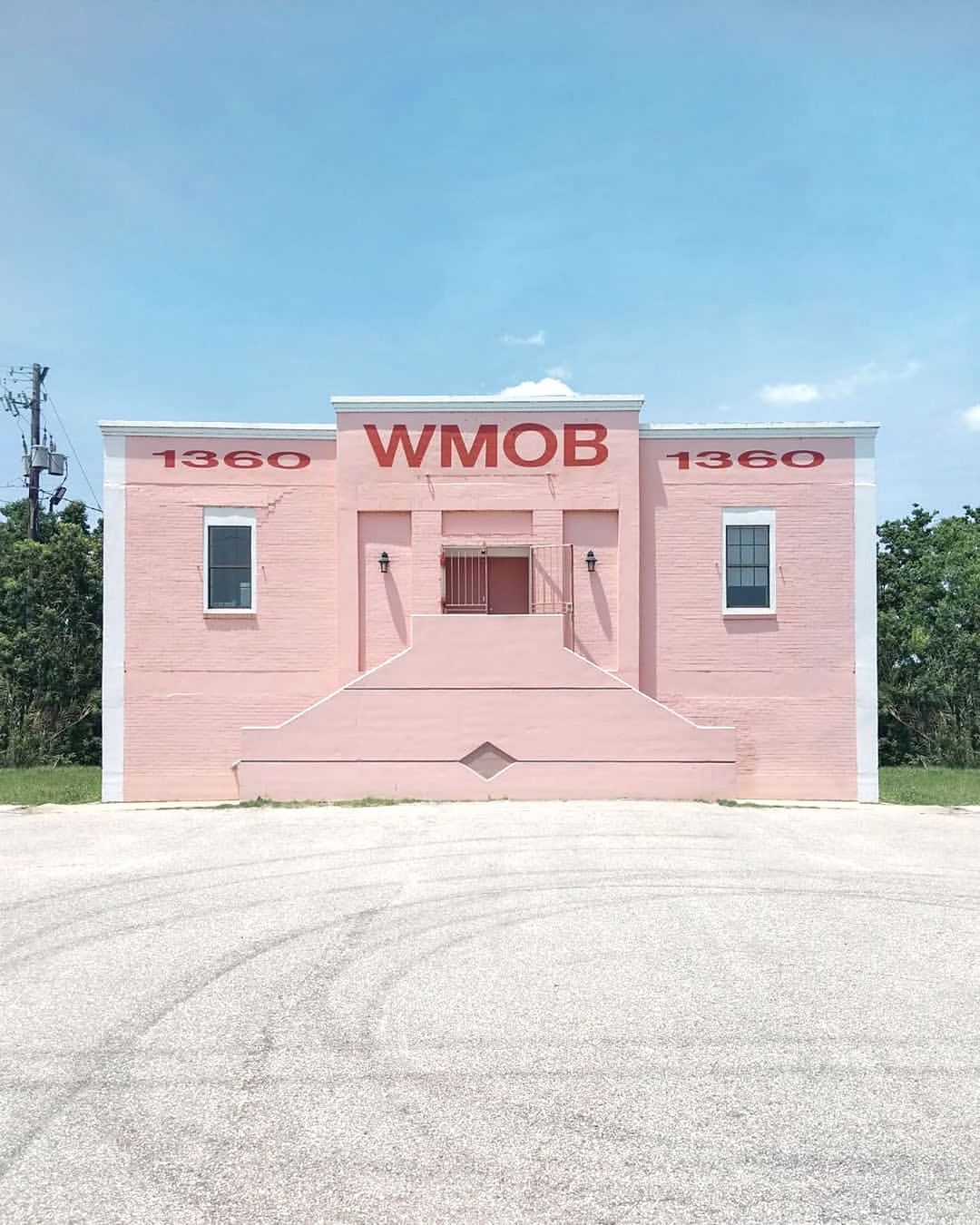 Accidentally Wes Anderson - WMOB